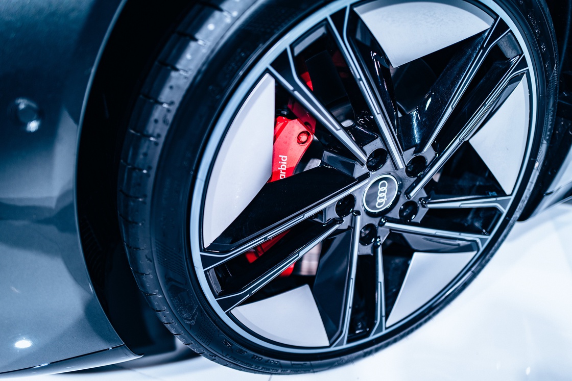 Премиерата на новия изцяло електрически Audi RS e-tron GT