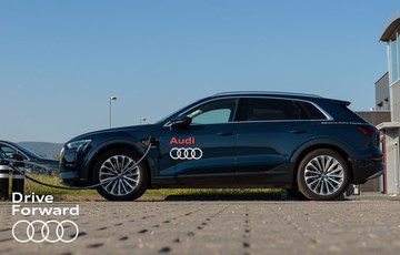 DRIVE FORWARD – МЕДИЕН ТУР С ЕКСКЛУЗИВЕН ТЕСТ ДРАЙВ НА ПРЕМИЕРНИЯ A3