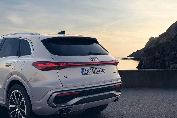 New%20Audi%20%20Q5%20SUV%20e-hybrid