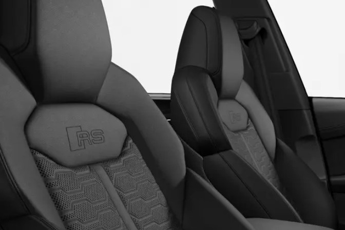 RS Q8 Front Seats 1